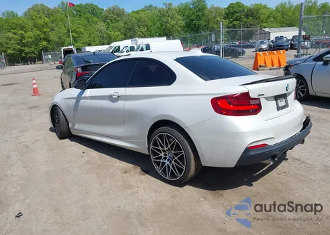 2015 BMW M235 xDrive z USA, uszkodzony, nr VIN WBA1J9C57FV371050